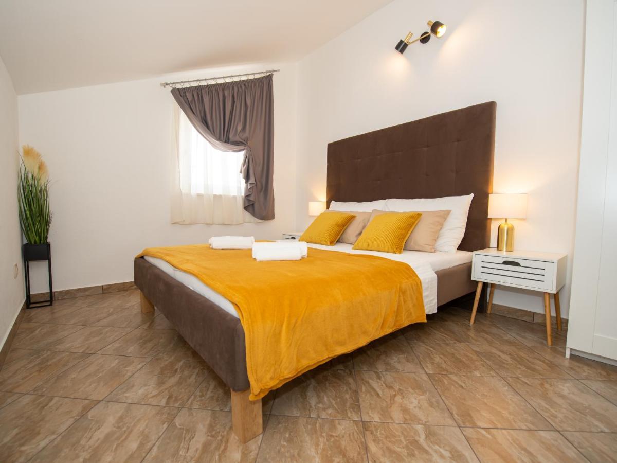 Beautiful Holiday Home "Villa Luka" Kastel Stafilic Luaran gambar