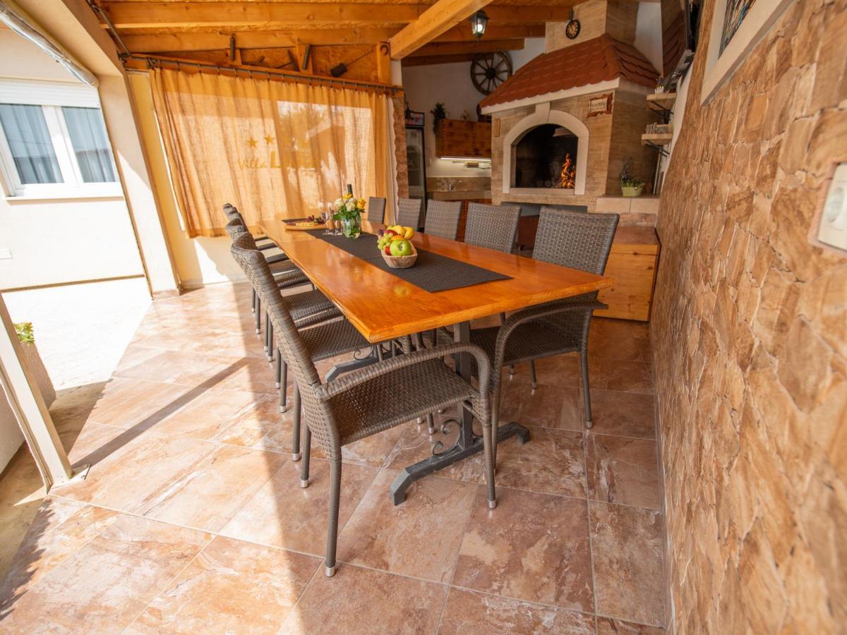 Beautiful Holiday Home "Villa Luka" Kastel Stafilic Luaran gambar