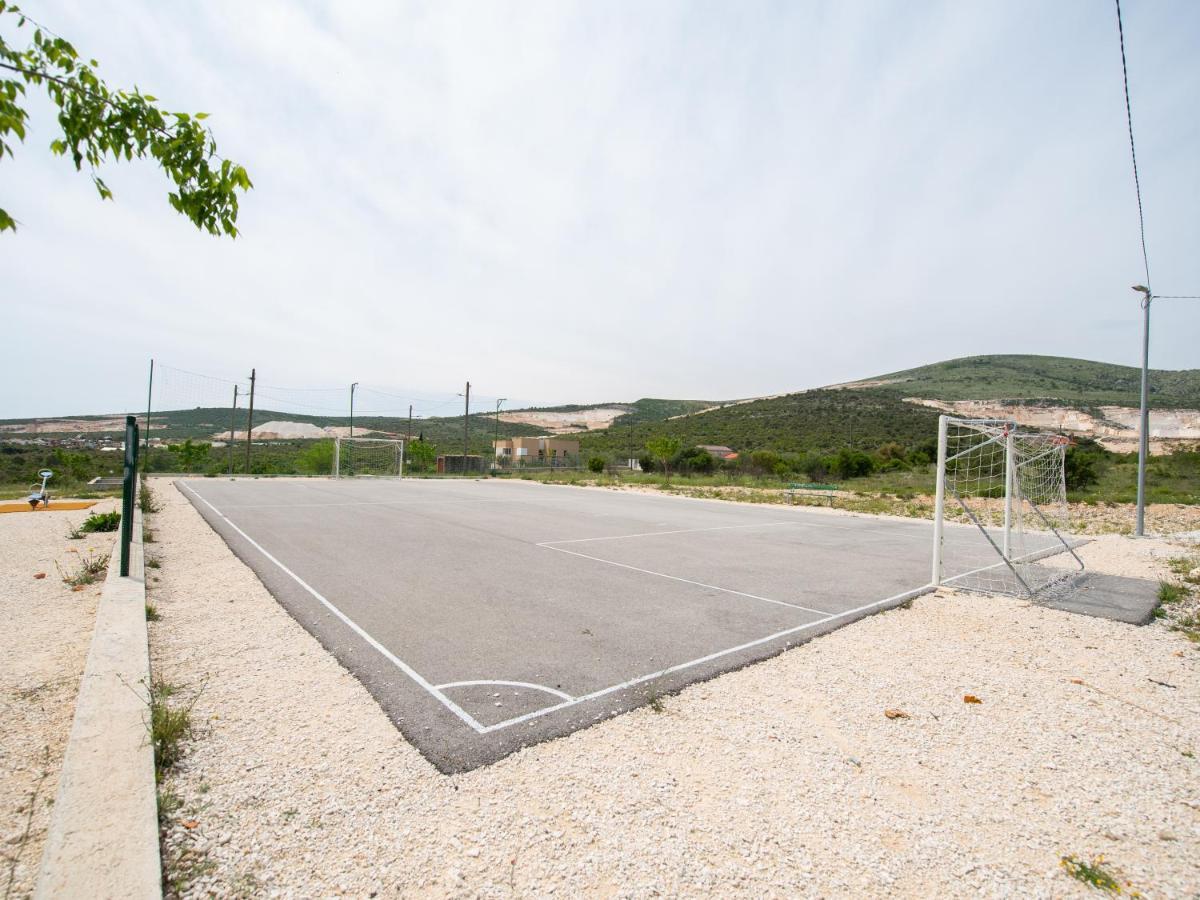 Beautiful Holiday Home "Villa Luka" Kastel Stafilic Luaran gambar